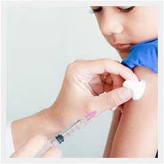 小児科医による小児ワクチン外来を行っています。